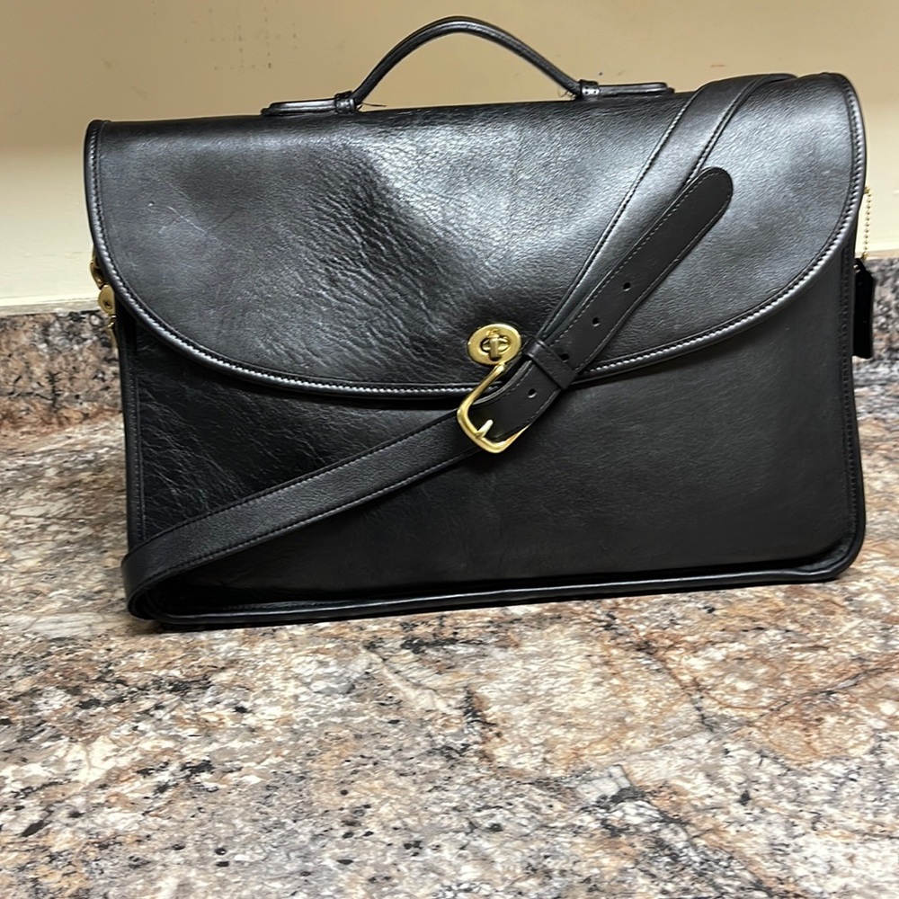 | Vintage Coach Style # 5265 Brief
